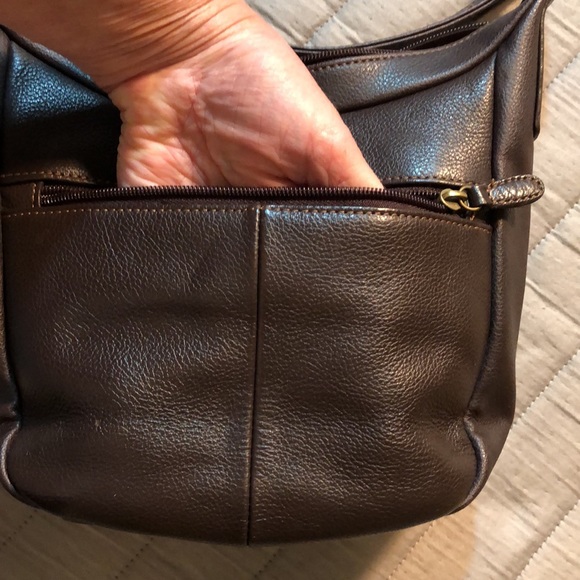 Aurielle genuine leather brown handbag - Picture 8 of 15